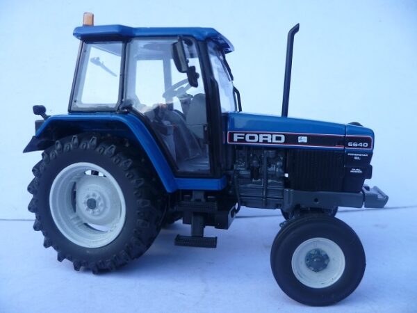SDF 1055	Ford 6640 SLE 2WD (Blue Cab Roof) - Image 4