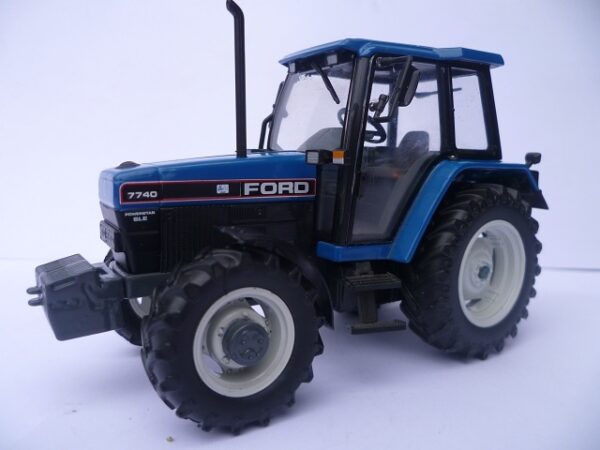 SDF 1064	Ford 7740 SLE (Blue Cab Roof)